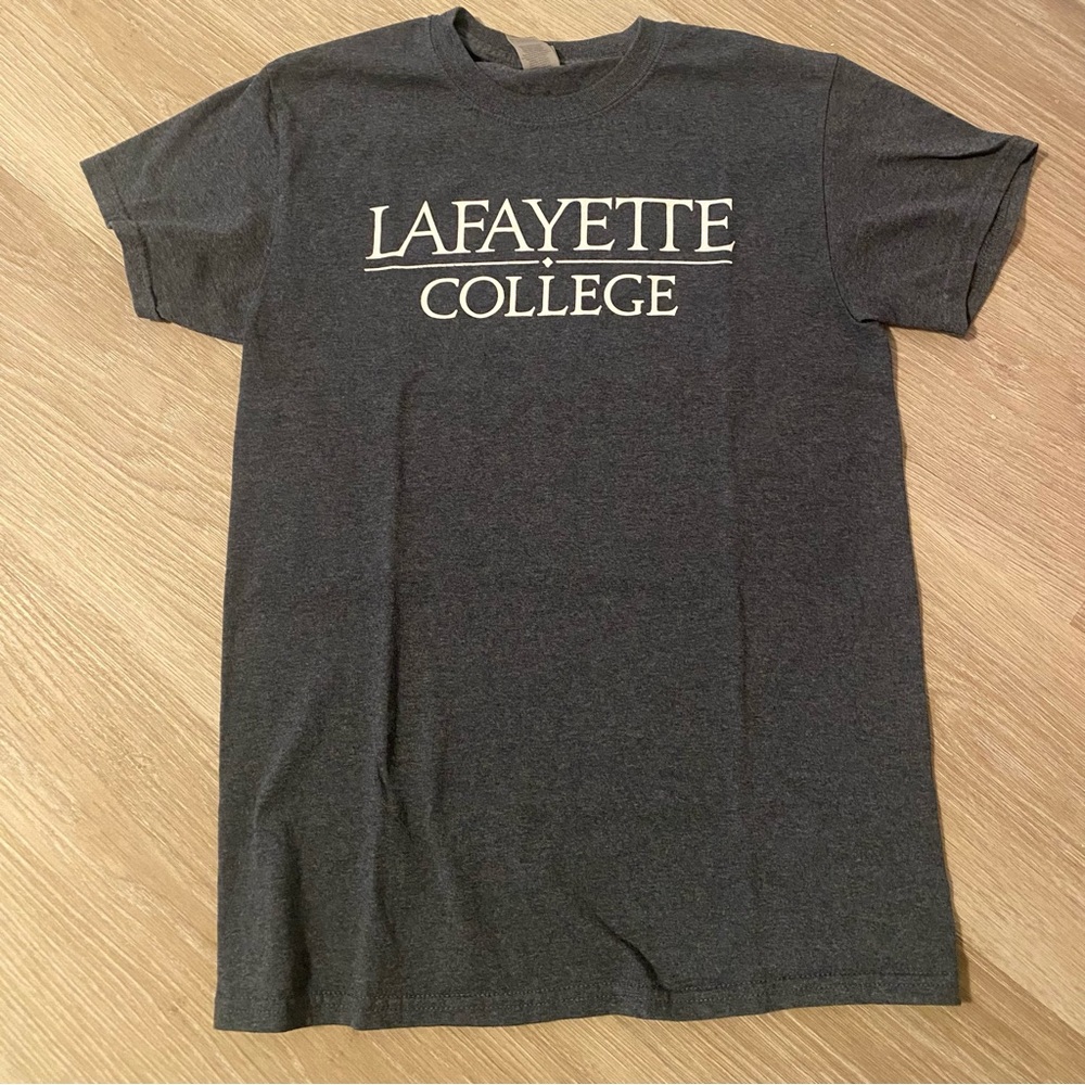 Men’s Small Lafayette College Shirt